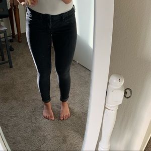 American eagle skinny jeans 🦅 size 4